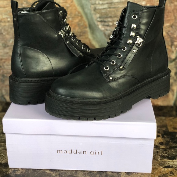 NEW Madden Girl Mash Flatform Combat Booties - Picture 6 of 8